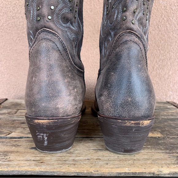 Laredo Women’s Lucretia Studded Western Boot - Picture 5 of 10